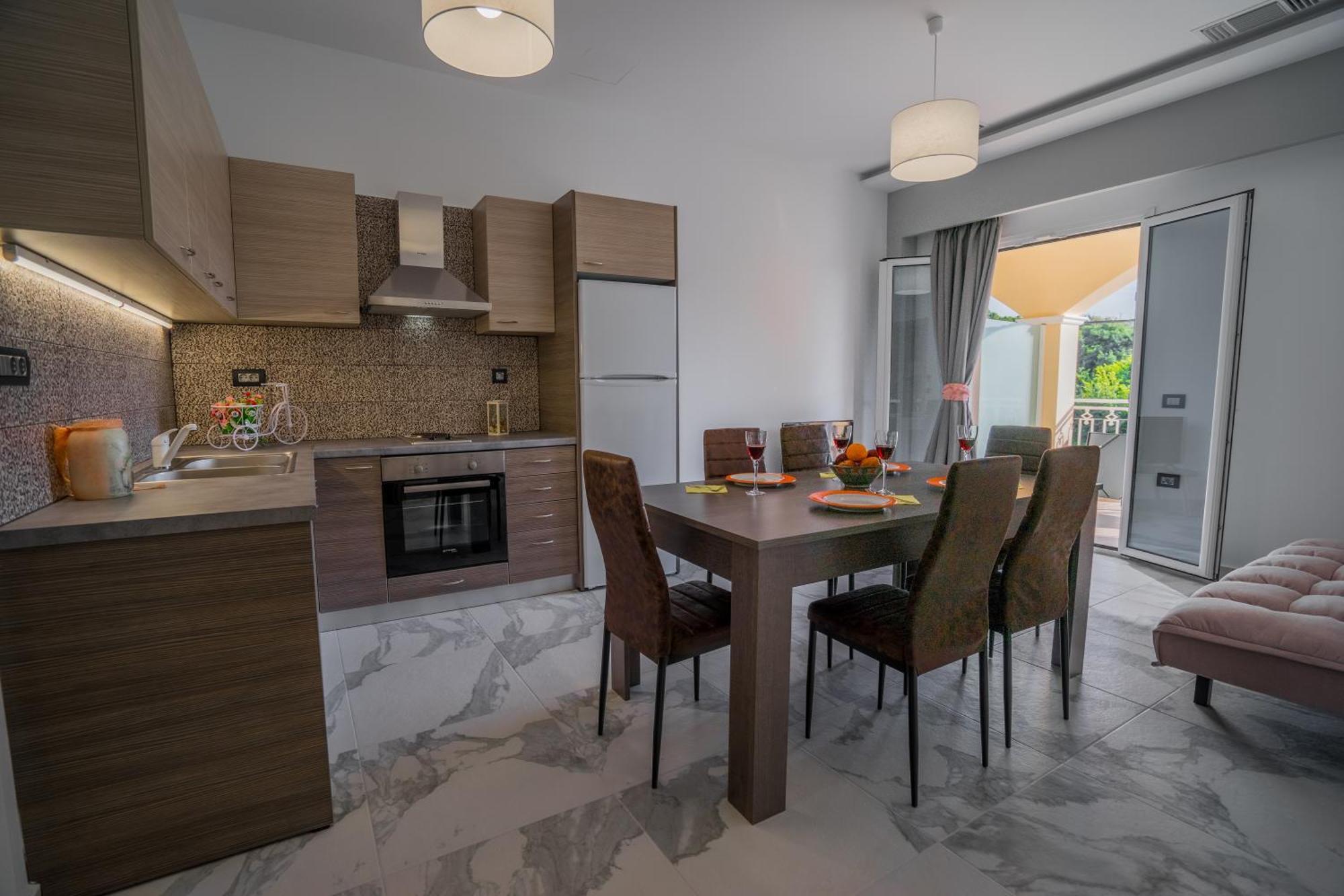 טסיליבי Katsaros Luxury Apts II 5 Min Walk To Beach מראה חיצוני תמונה