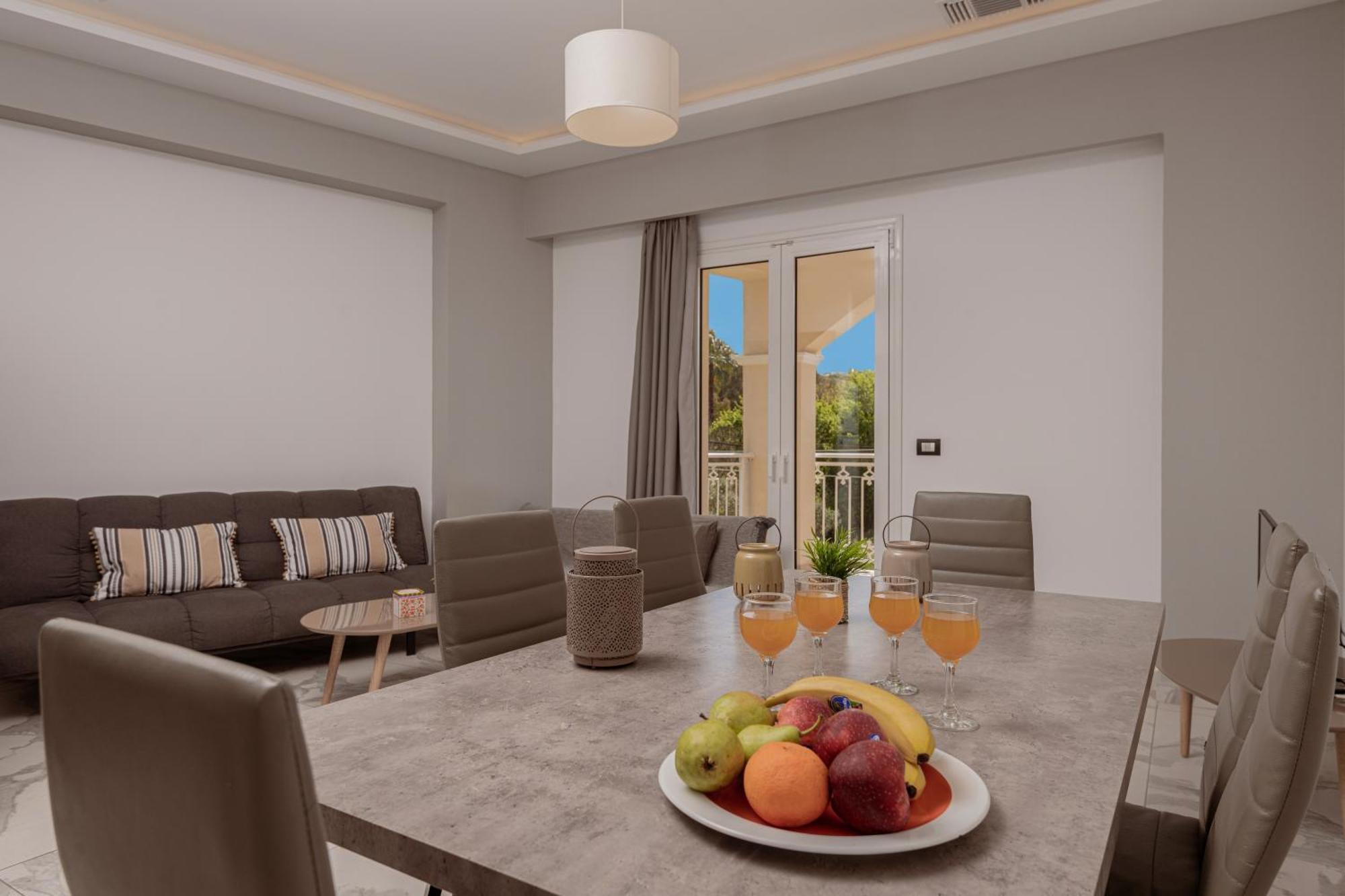 טסיליבי Katsaros Luxury Apts II 5 Min Walk To Beach מראה חיצוני תמונה